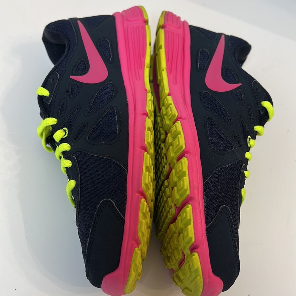 NIKE REVOLUTION 2 BLACK AN PINK SNEAKERS SZ 8 - Picture 9 of 12